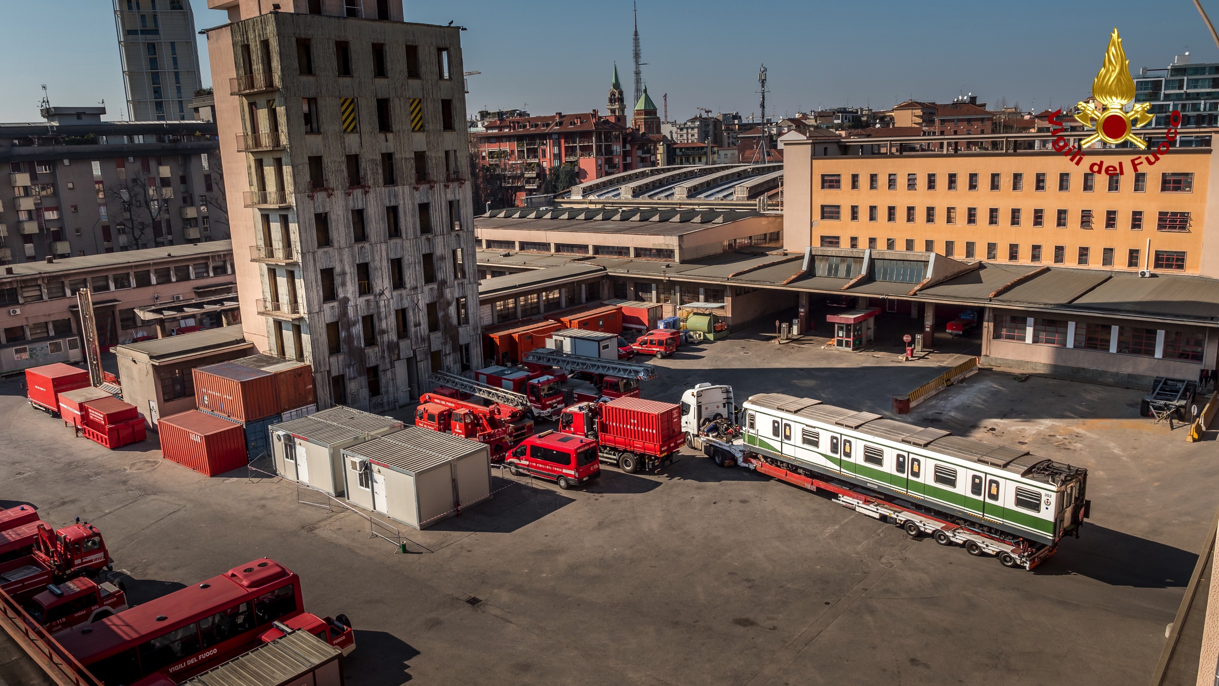 9 Carrozza metro in arrivo comando VVF 4