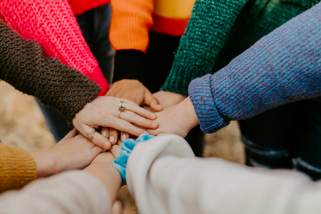 sociale insieme adolescenti ragazzi cooperazione